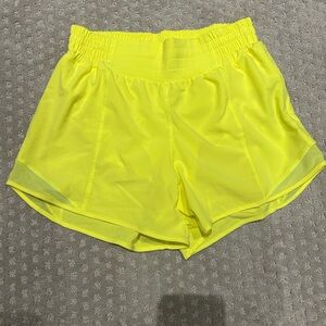 Hotty hot high rise lined short 4inch highlight yellow sz6